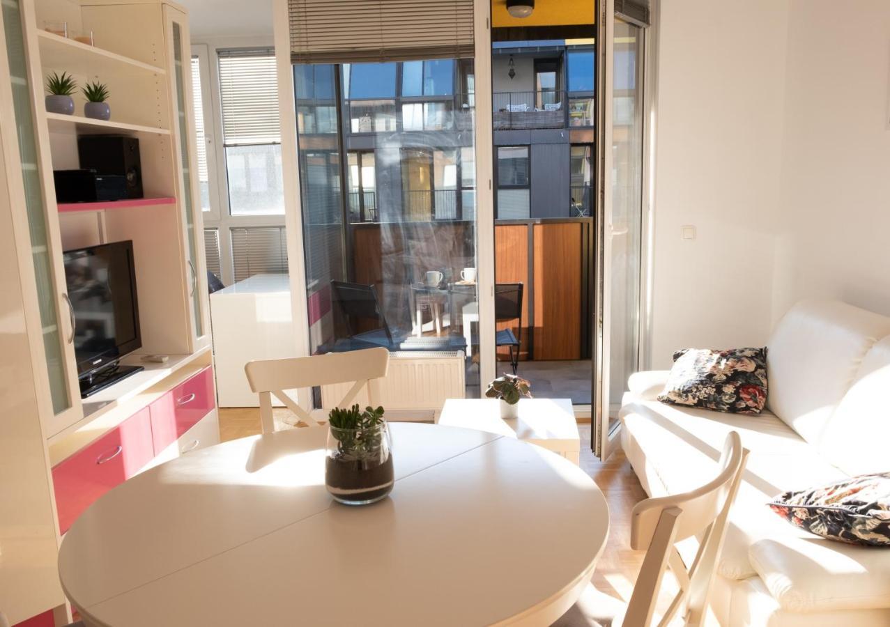 Flat 27 Apartment Ljubljana Bagian luar foto